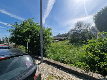 Terreno para Venda em São João da Madeira