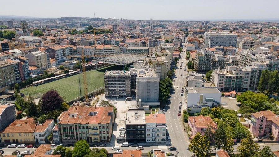 Apartamento T2 para Venda em Paranhos Foto 6