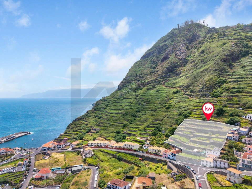Moradia T4 para Venda em Porto Moniz Foto 7