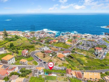 Moradia T4 para Venda em Porto Moniz