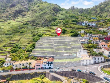 Moradia T4 para Venda em Porto Moniz