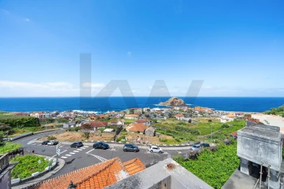 Moradia T4 para Venda em Porto Moniz