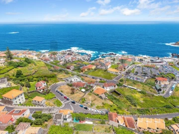 Moradia T4 para Venda em Porto Moniz
