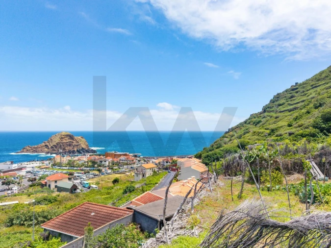 Moradia T4 para Venda em Porto Moniz Foto 24