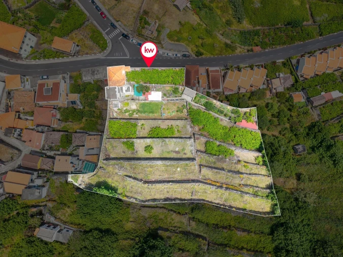 Moradia T4 para Venda em Porto Moniz Foto 3
