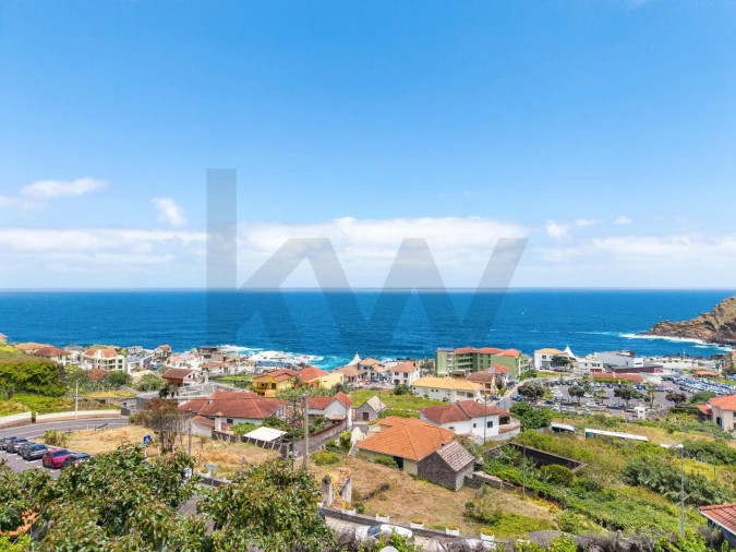 Moradia T4 para Venda em Porto Moniz Foto 25