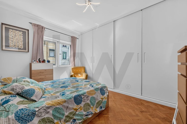 Apartamento T4 para Venda em Santo António Foto 18