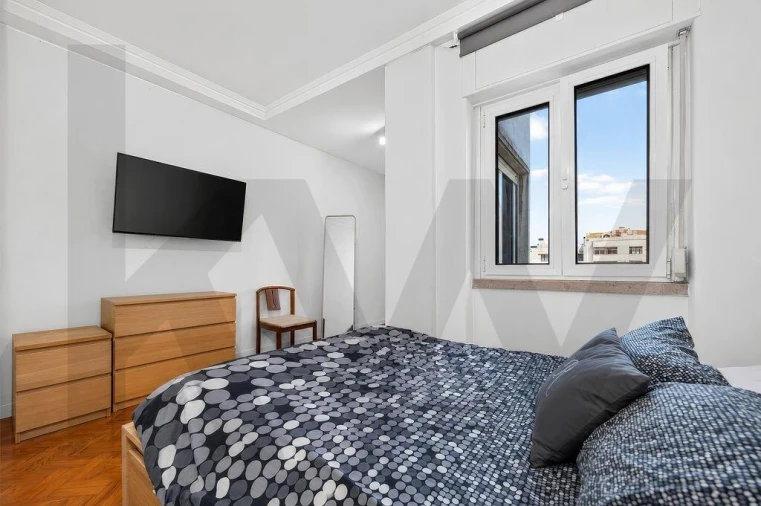 Apartamento T4 para Venda em Santo António Foto 7
