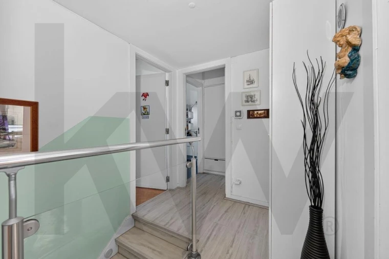 Apartamento T4 para Venda em Santo António Foto 11