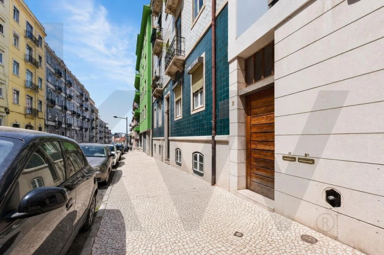 Apartamento T4 para Venda em Santo António Foto 16
