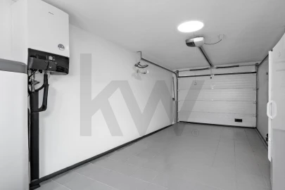 Moradia T4 para Venda em São Domingos de Rana