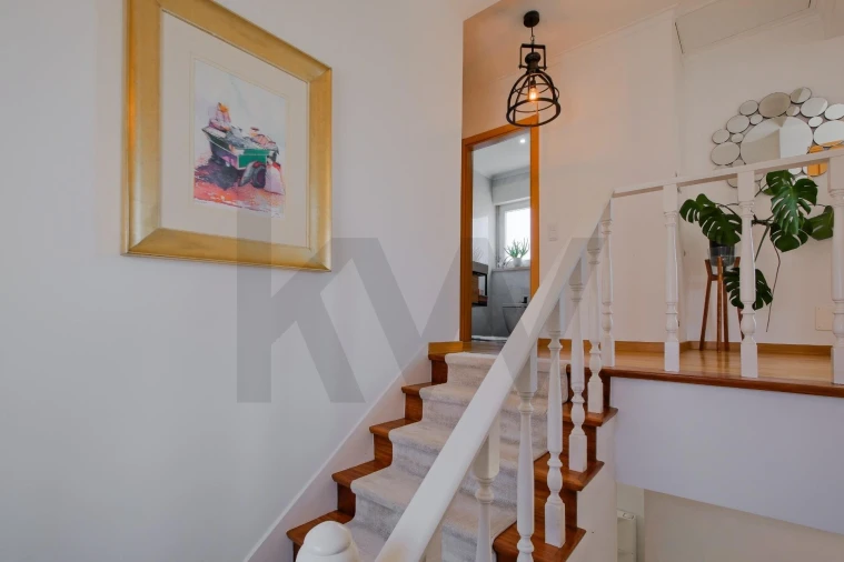Moradia T4 para Venda em São Domingos de Rana Foto 22