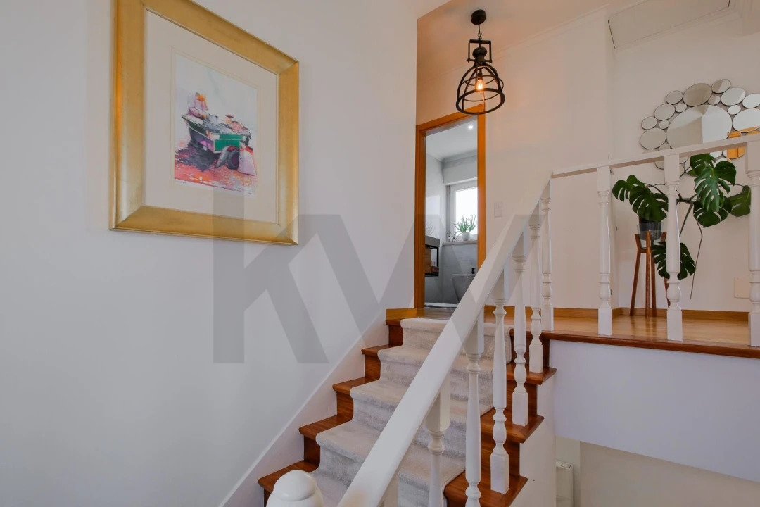 Moradia T4 para Venda em São Domingos de Rana Foto 22