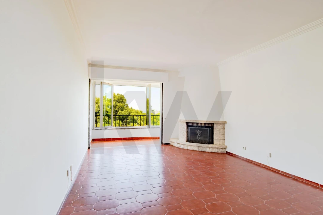 Apartamento T2 para Venda em São Domingos de Rana Foto 1