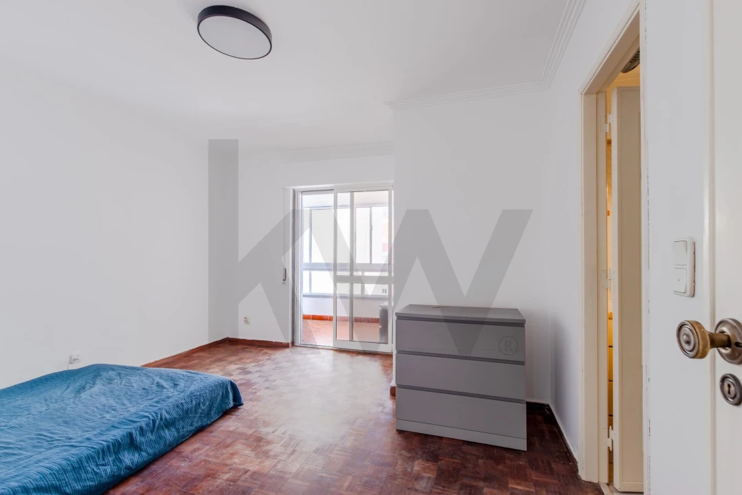 Apartamento T2 para Venda em São Domingos de Rana Foto 15