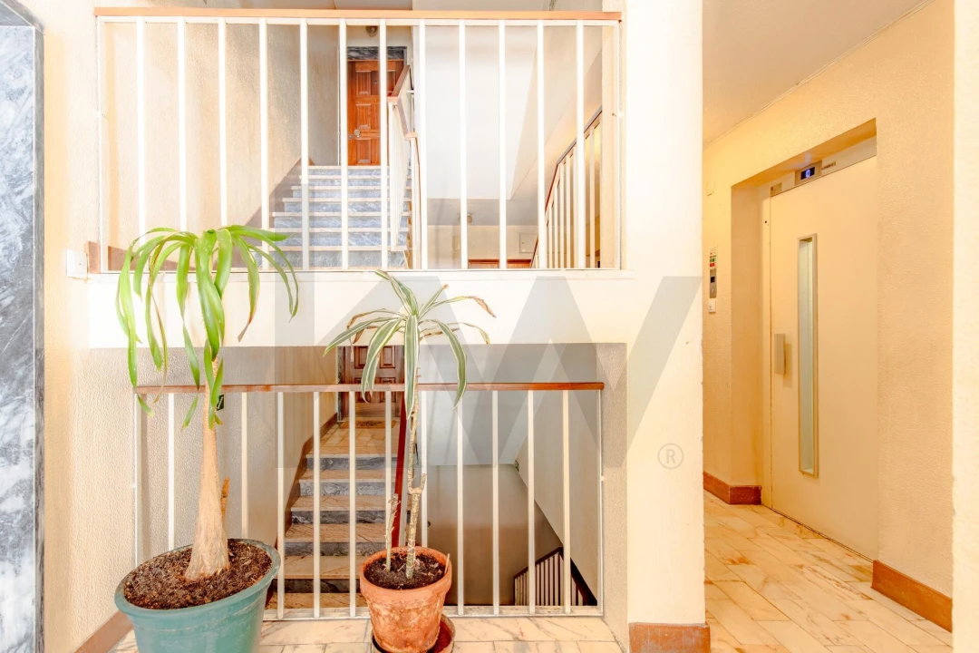Apartamento T2 para Venda em São Domingos de Rana Foto 20