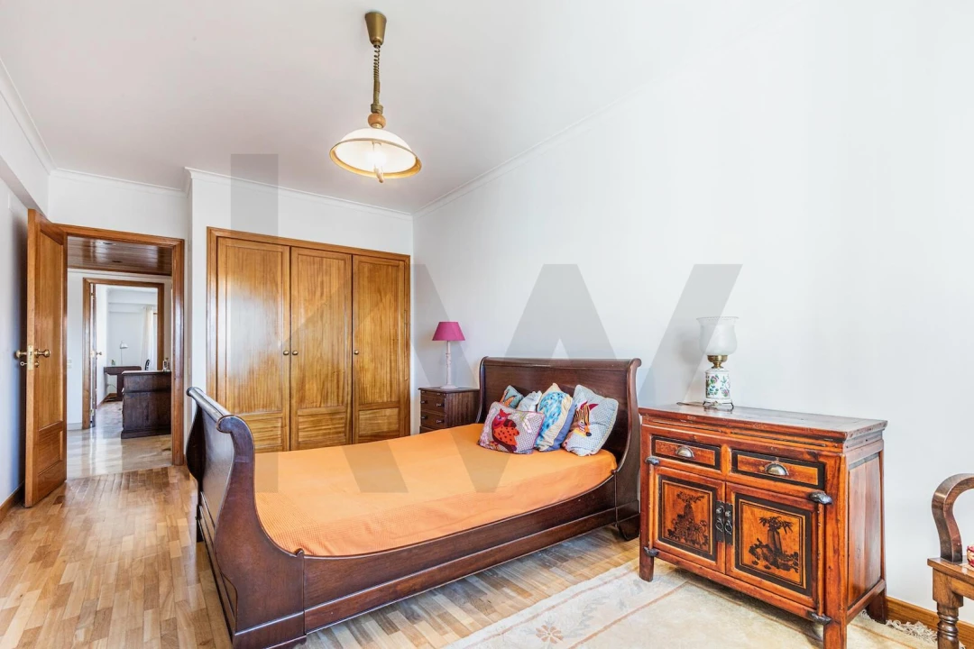 Apartamento T2 para Arrendamento em São Domingos de Benfica Foto 12