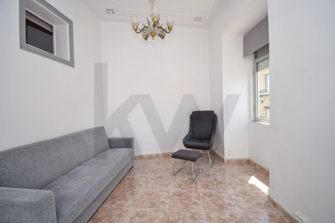 Apartamento T2 para Venda em Campolide Foto 15