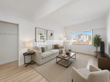 Apartamento T1 para Venda em Sacavém e Prior Velho
