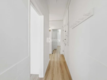Apartamento T2 para Venda em Sacavém e Prior Velho