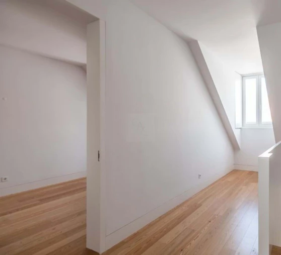 Apartamento T2 para Venda em Santa Maria Maior Foto 6