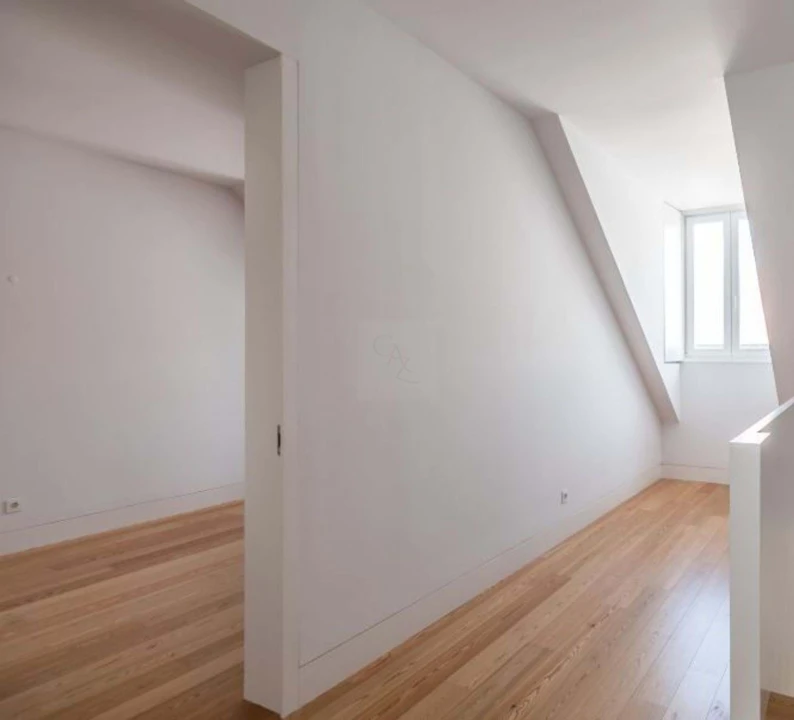 Apartamento T2 para Venda em Santa Maria Maior Foto 6