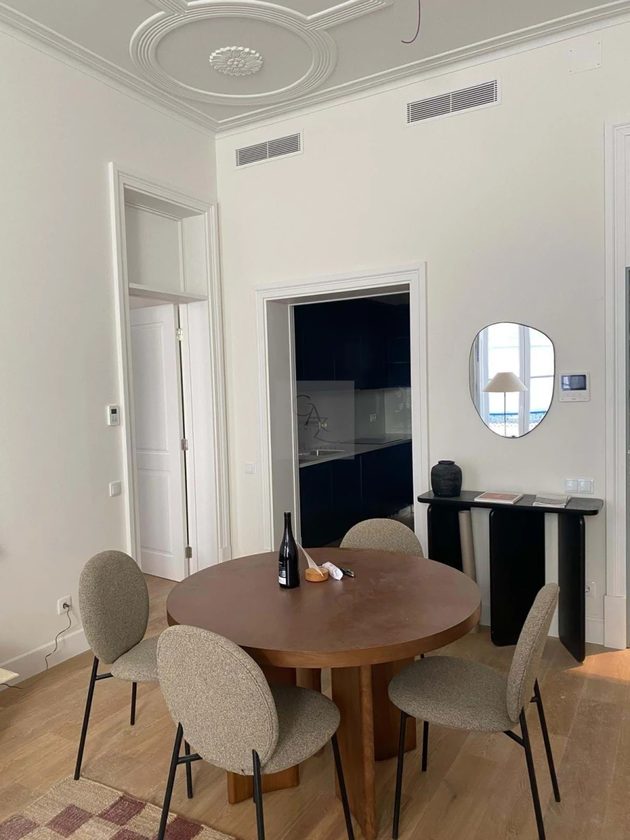 Apartamento T2 para Venda em Misericórdia Foto 5