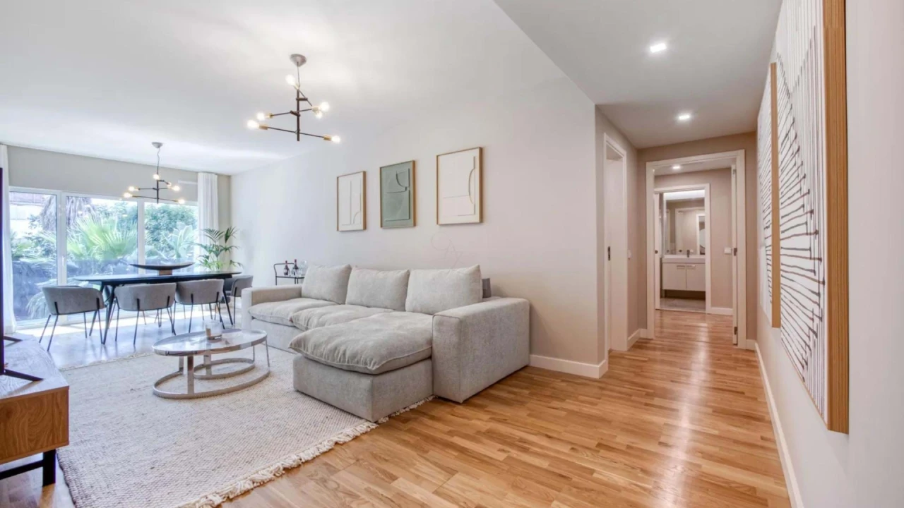 Apartamento T3 para Venda em Avenidas Novas Foto 2