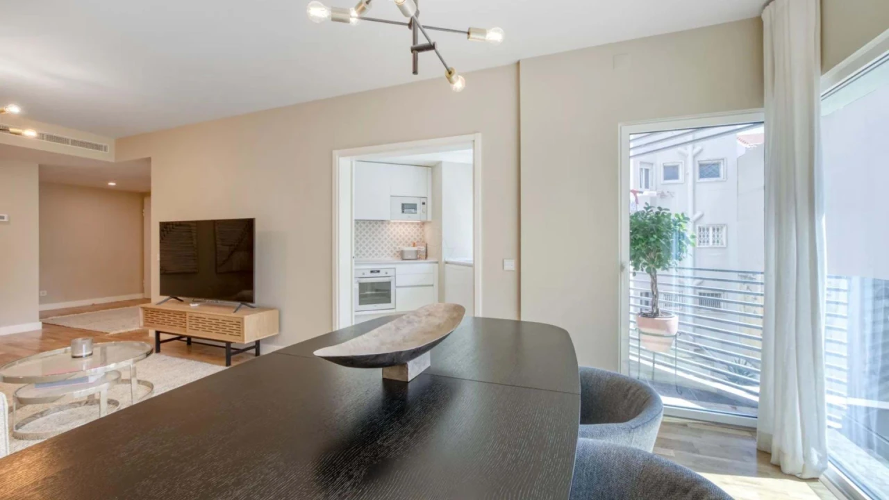 Apartamento T3 para Venda em Avenidas Novas Foto 3