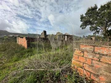 Terreno para Venda em Aldeia do Mato e Souto