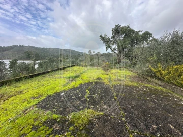 Terreno para Venda em Aldeia do Mato e Souto
