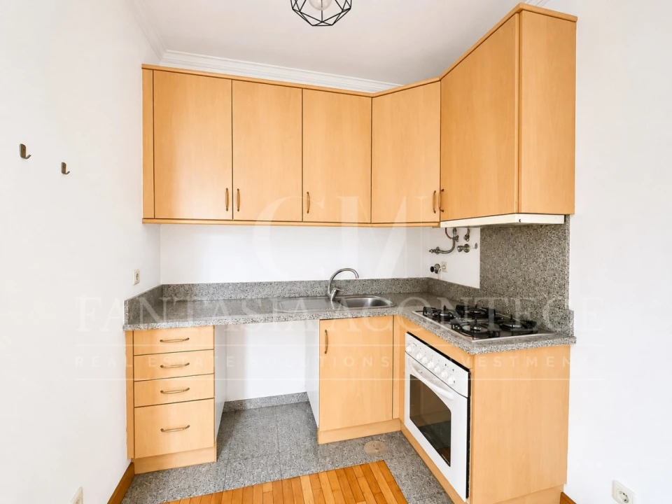 Apartamento T1 para Venda em Bougado (São Martinho e Santiago) Foto 6