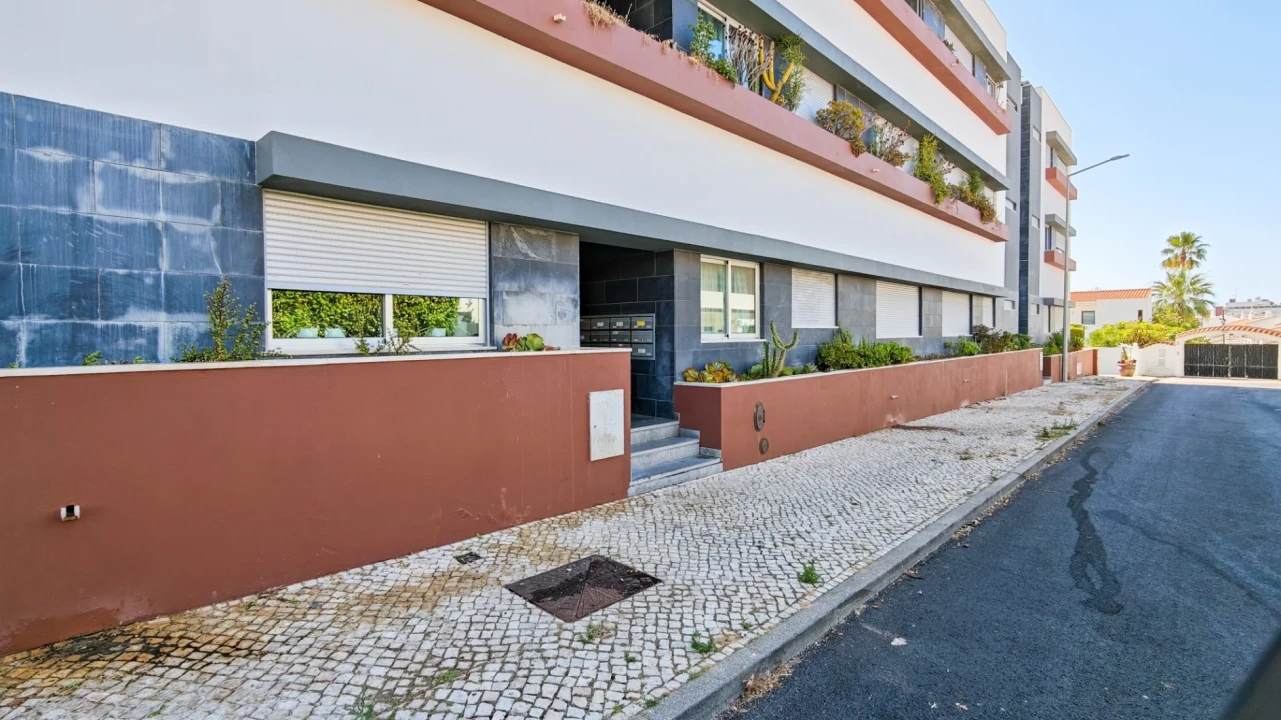 Apartamento T1 para Venda em Albufeira e Olhos de Água Foto 43