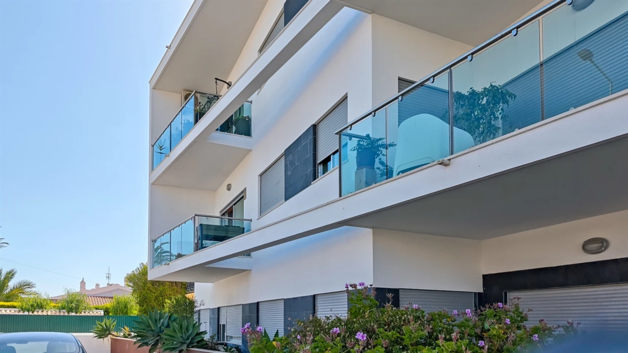 Apartamento T1 para Venda em Albufeira e Olhos de Água Foto 5