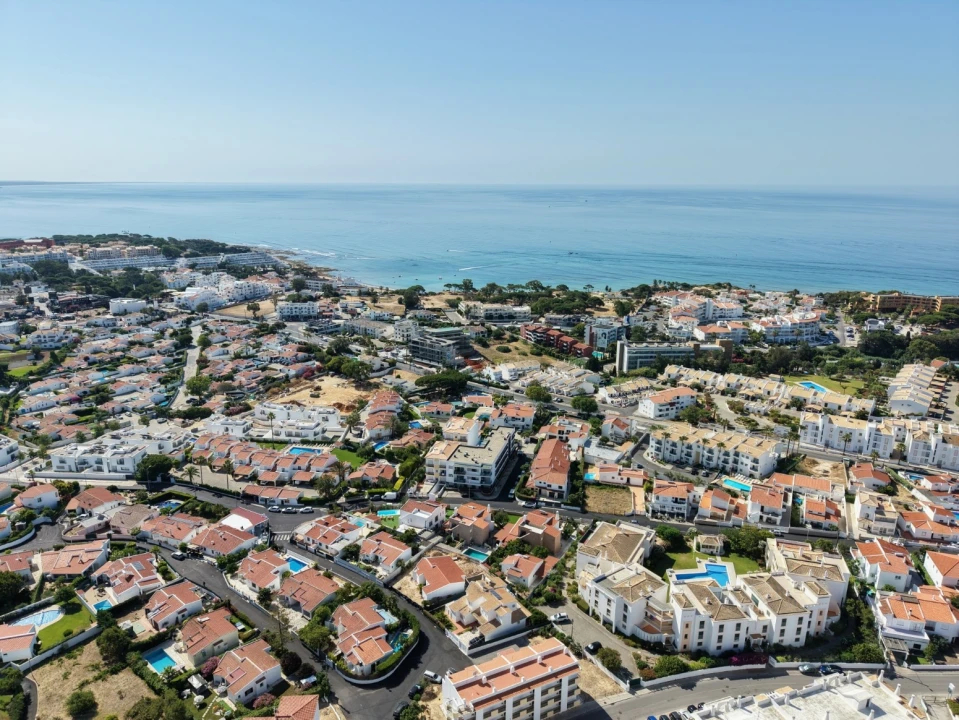 Apartamento T1 para Venda em Albufeira e Olhos de Água Foto 3