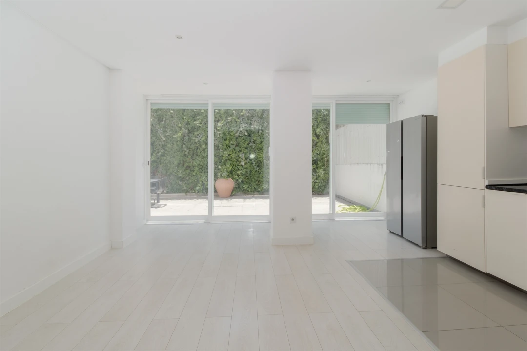 Apartamento T3 para Venda em Barreiro e Lavradio Foto 3