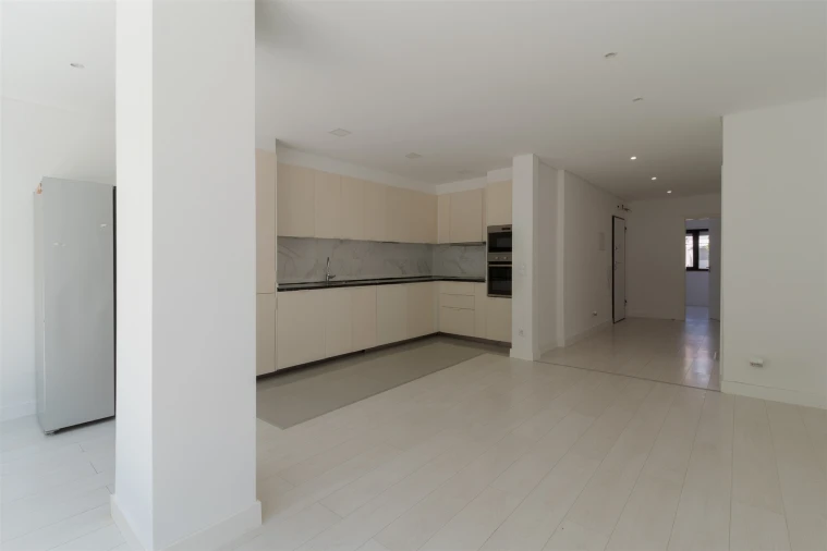 Apartamento T3 para Venda em Barreiro e Lavradio Foto 5