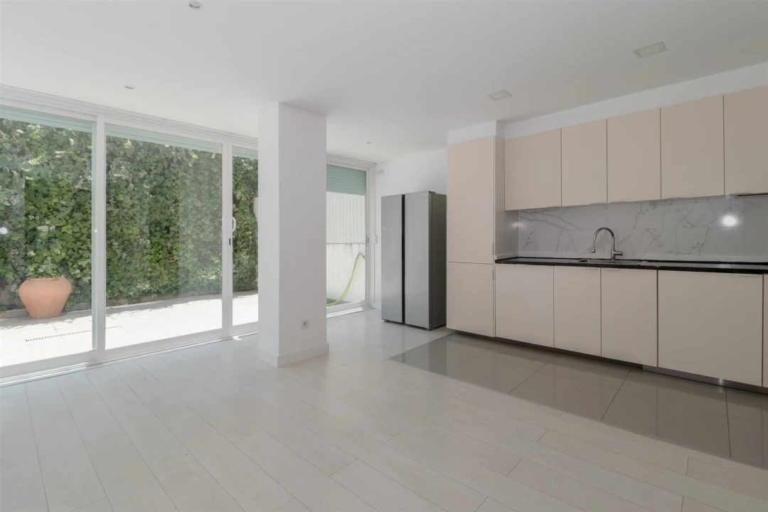 Apartamento T3 para Venda em Barreiro e Lavradio Foto 1