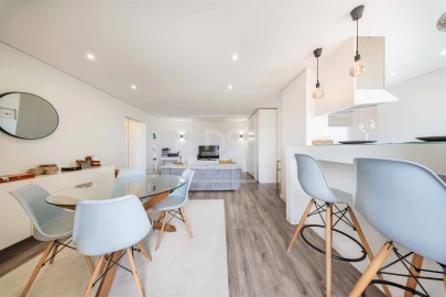 Apartamento T1 para Venda em Póvoa de Varzim, Beiriz e Argivai