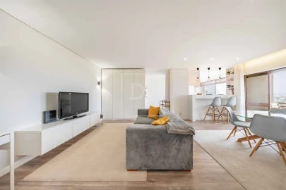Apartamento T1 para Venda em Póvoa de Varzim, Beiriz e Argivai