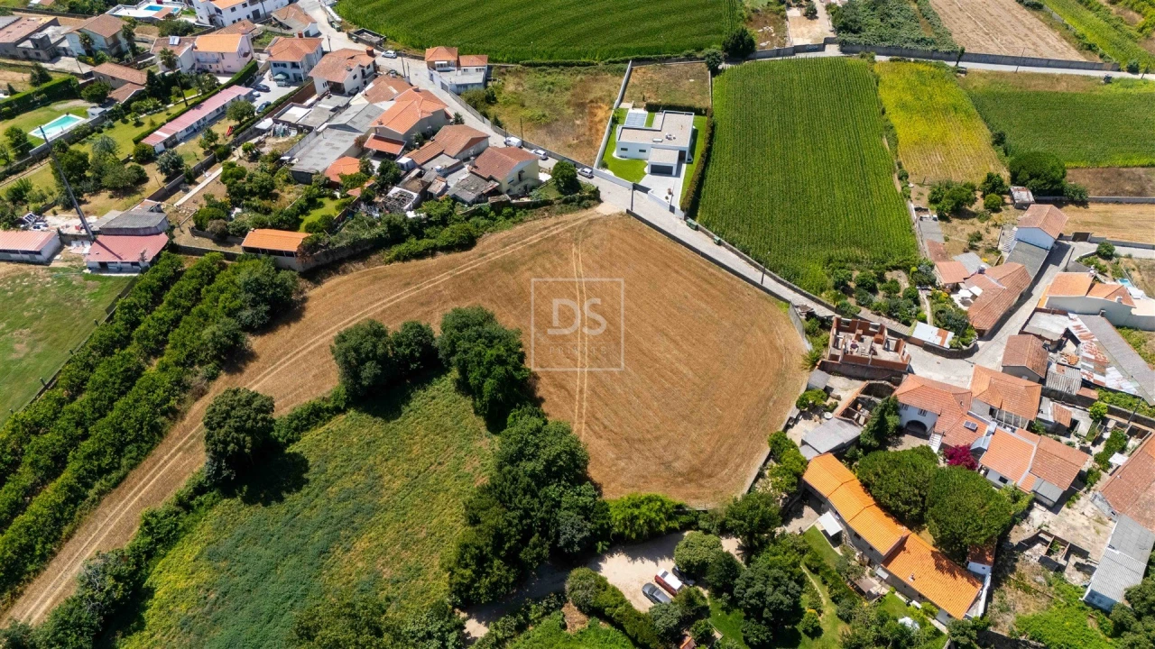 Terreno Misto para Venda em Guilhabreu Foto 13