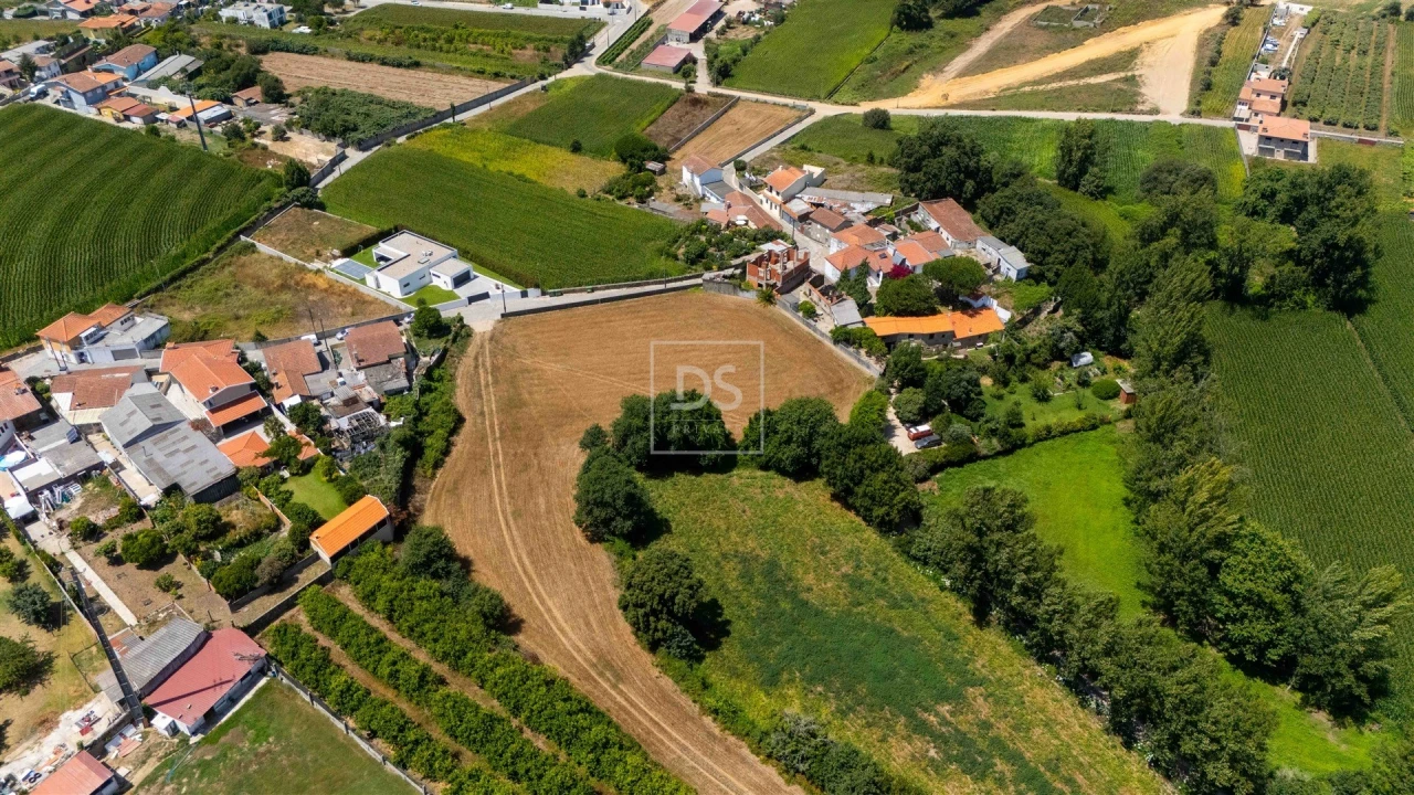 Terreno Misto para Venda em Guilhabreu Foto 11
