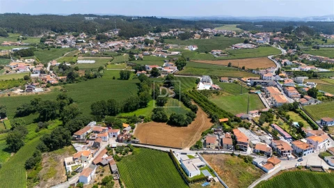 Terreno Misto para Venda em Guilhabreu