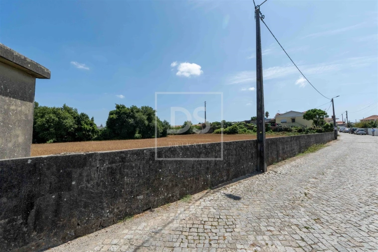 Terreno Misto para Venda em Guilhabreu Foto 7