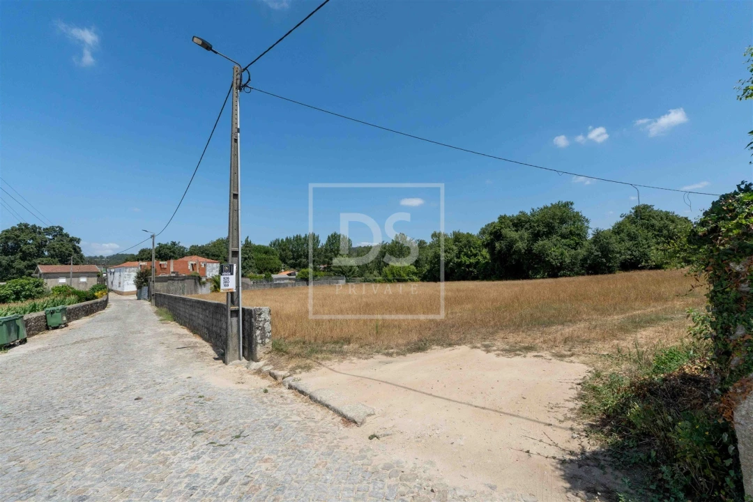 Terreno Misto para Venda em Guilhabreu Foto 9