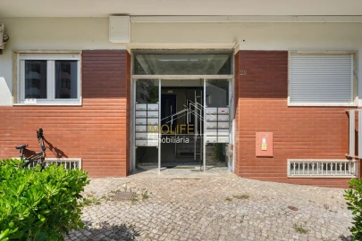 Apartamento T3 para Venda em Costa da Caparica