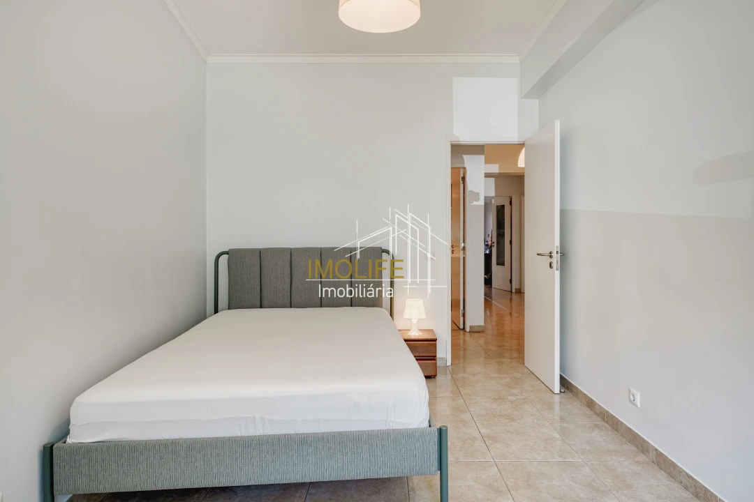 Apartamento T3 para Venda em Costa da Caparica Foto 15