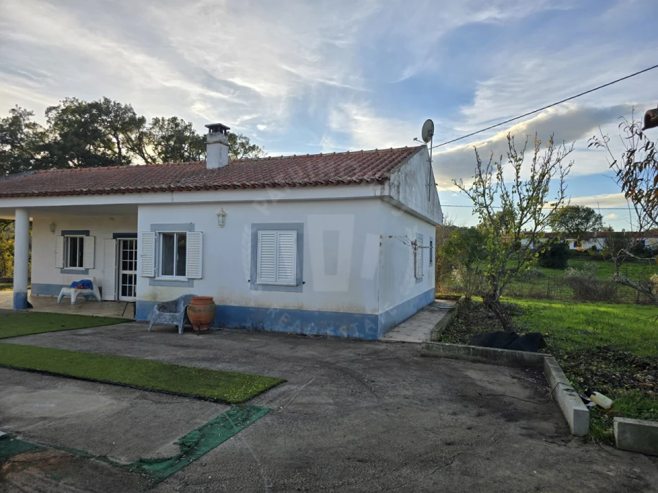 Moradia T2 para Venda em São Martinho das Amoreiras Foto 14