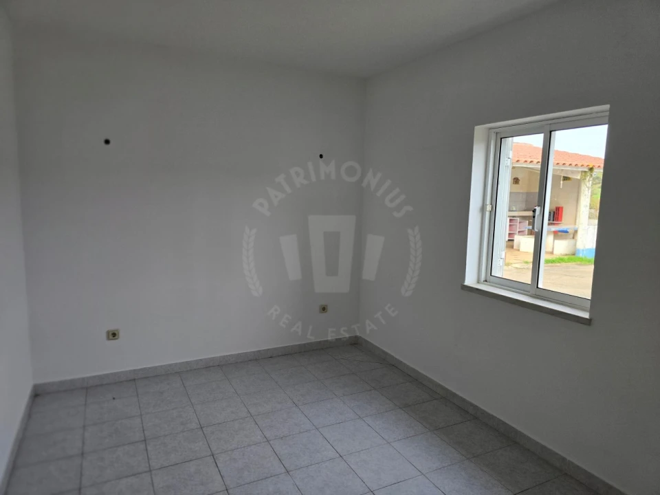 Moradia T2 para Venda em São Martinho das Amoreiras Foto 11