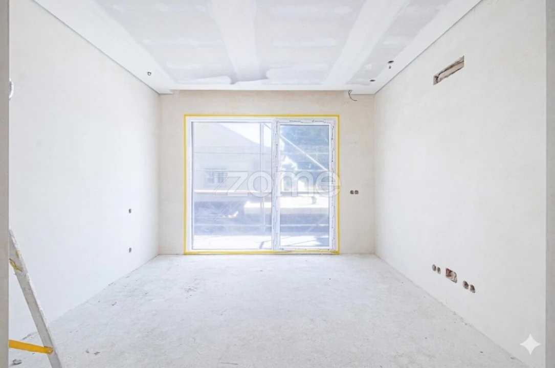 Moradia T4 para Venda em São Domingos de Rana Foto 18